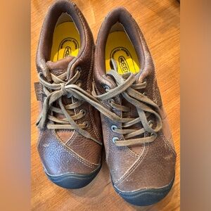 New Keen Presidio Leather Shoes- Women’s Size 5